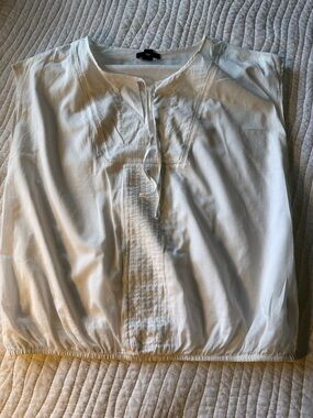 GAP White Cotton Top